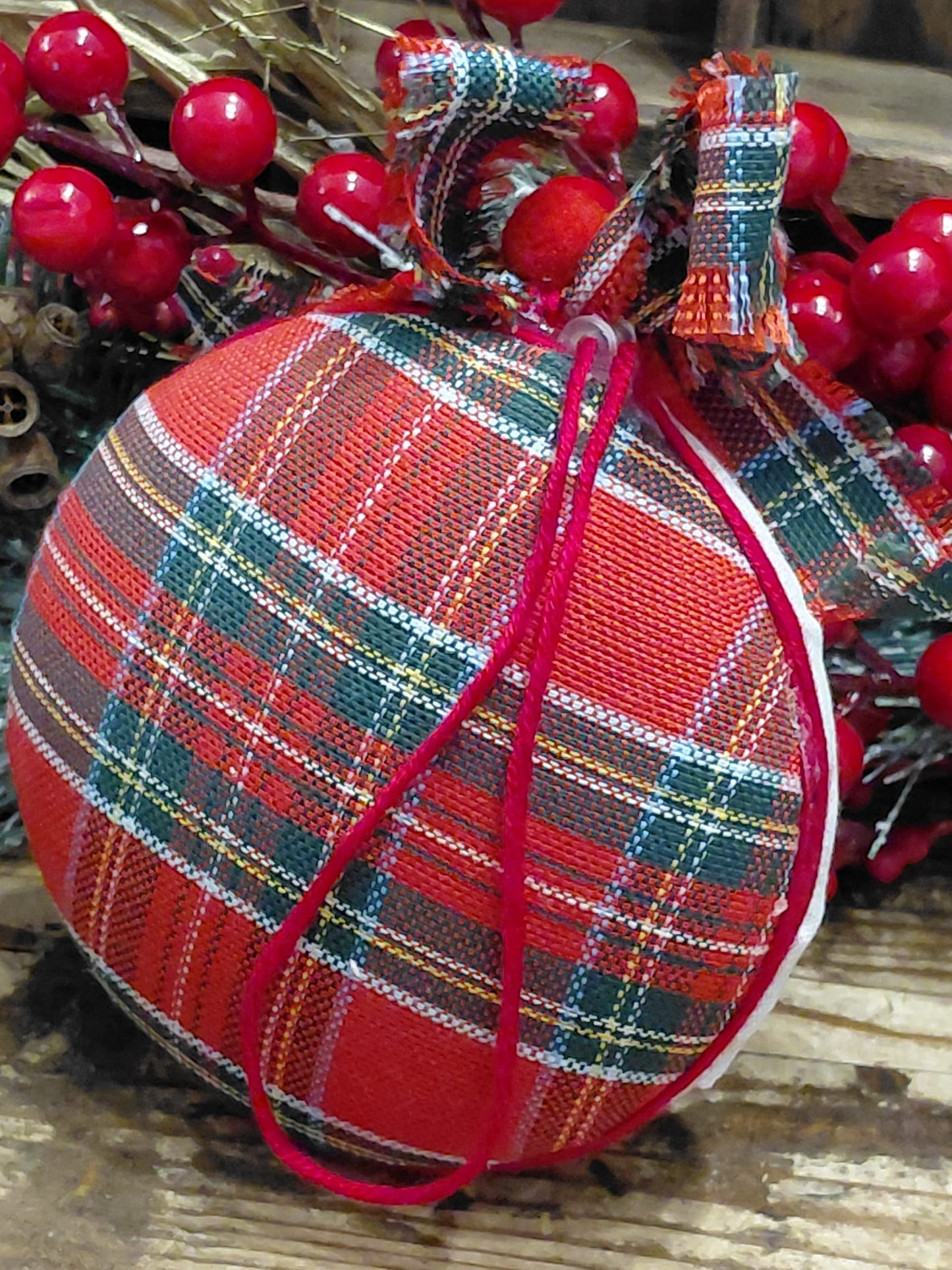 Palla di Natale ricamata