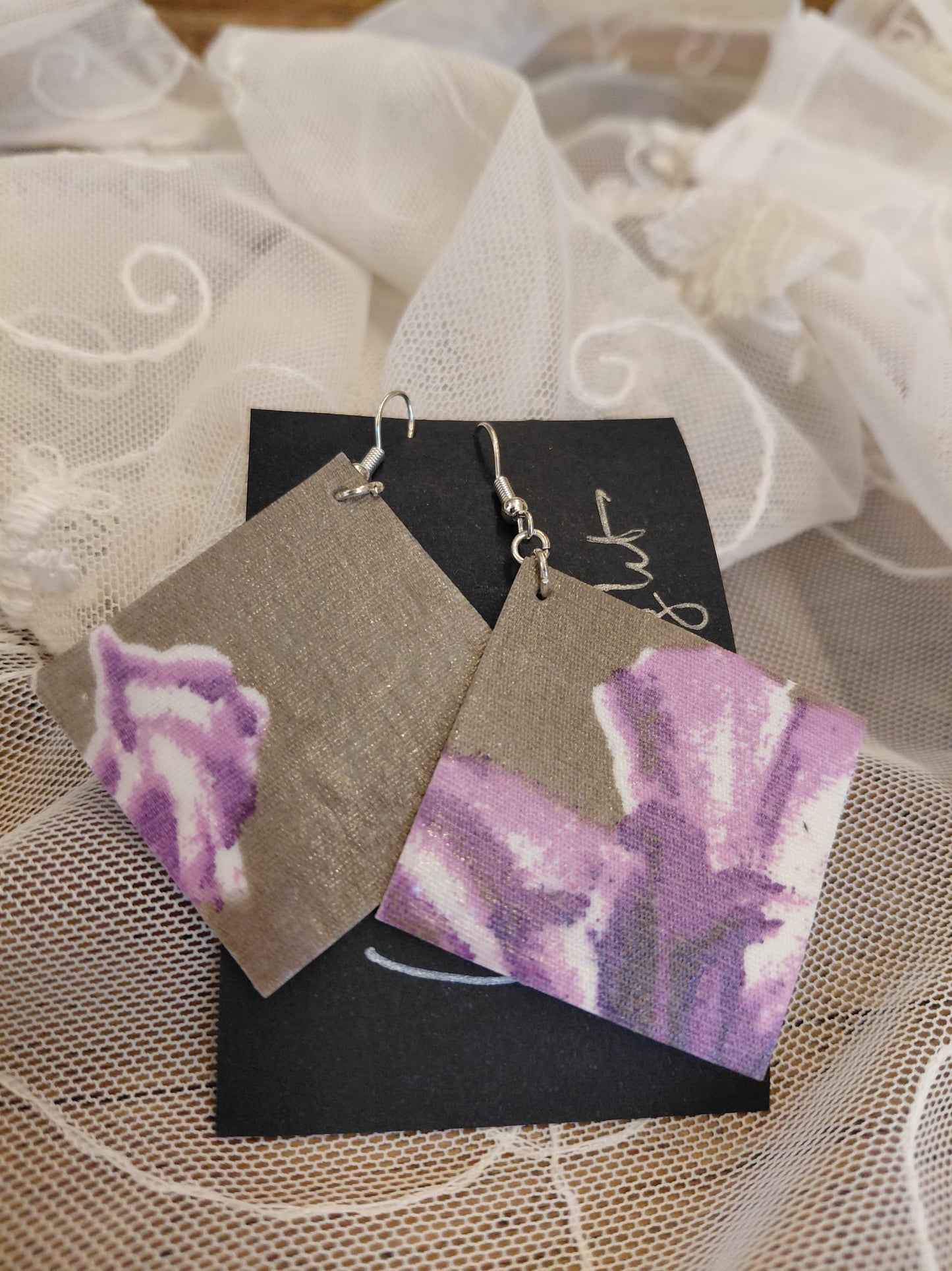 Orecchini in cartapesta