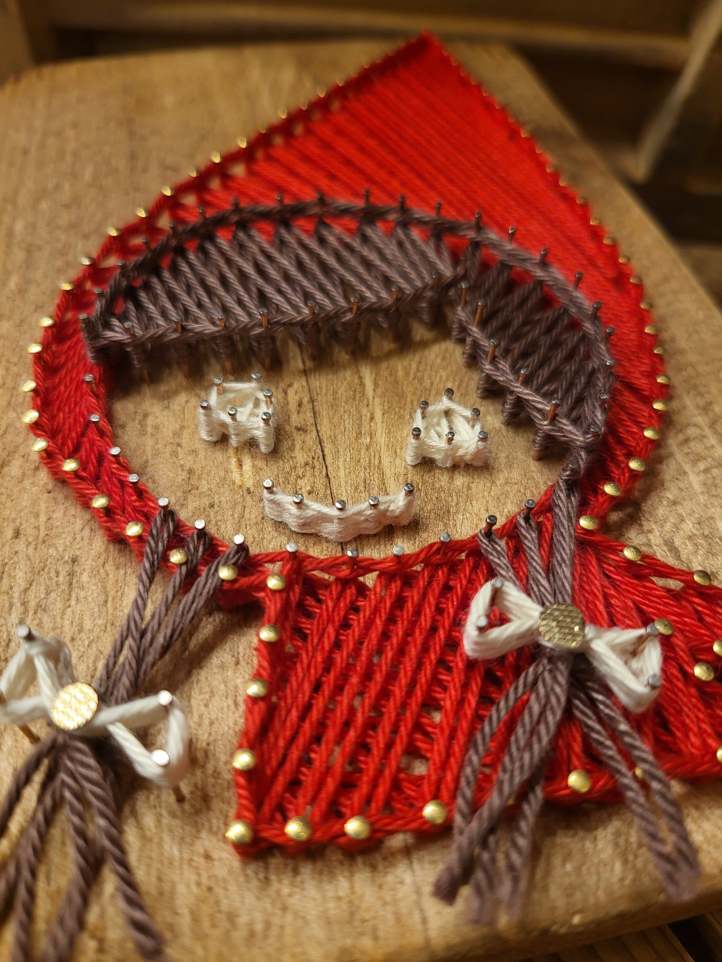 Legnetto Stringart Cappuccetto Rosso