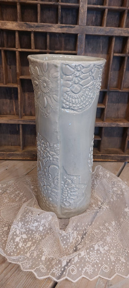 Vaso in ceramica centrino
