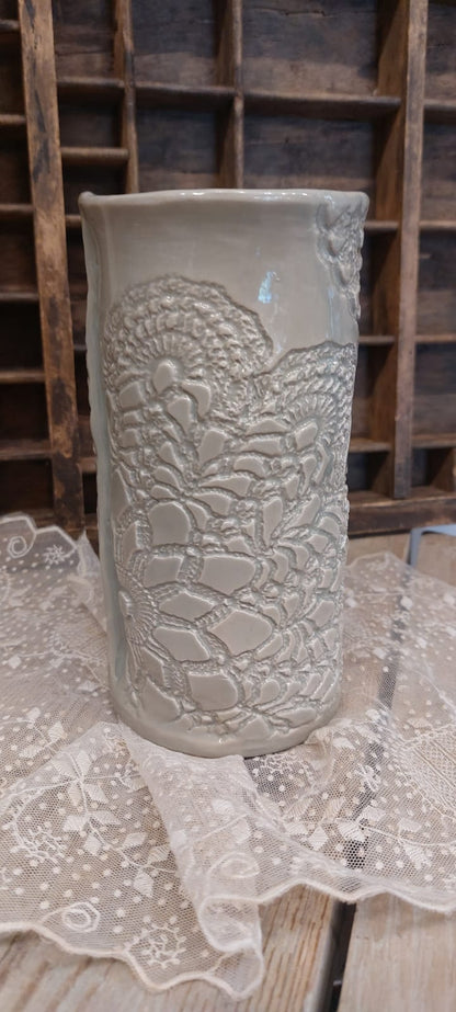 Vaso in ceramica centrino