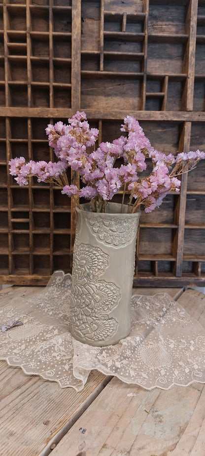 Vaso in ceramica centrino