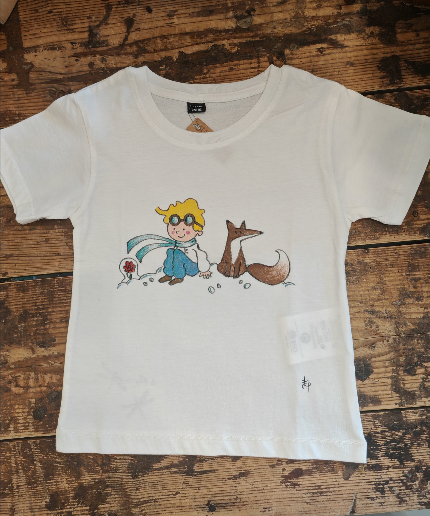 T-shirt dipinta a mano