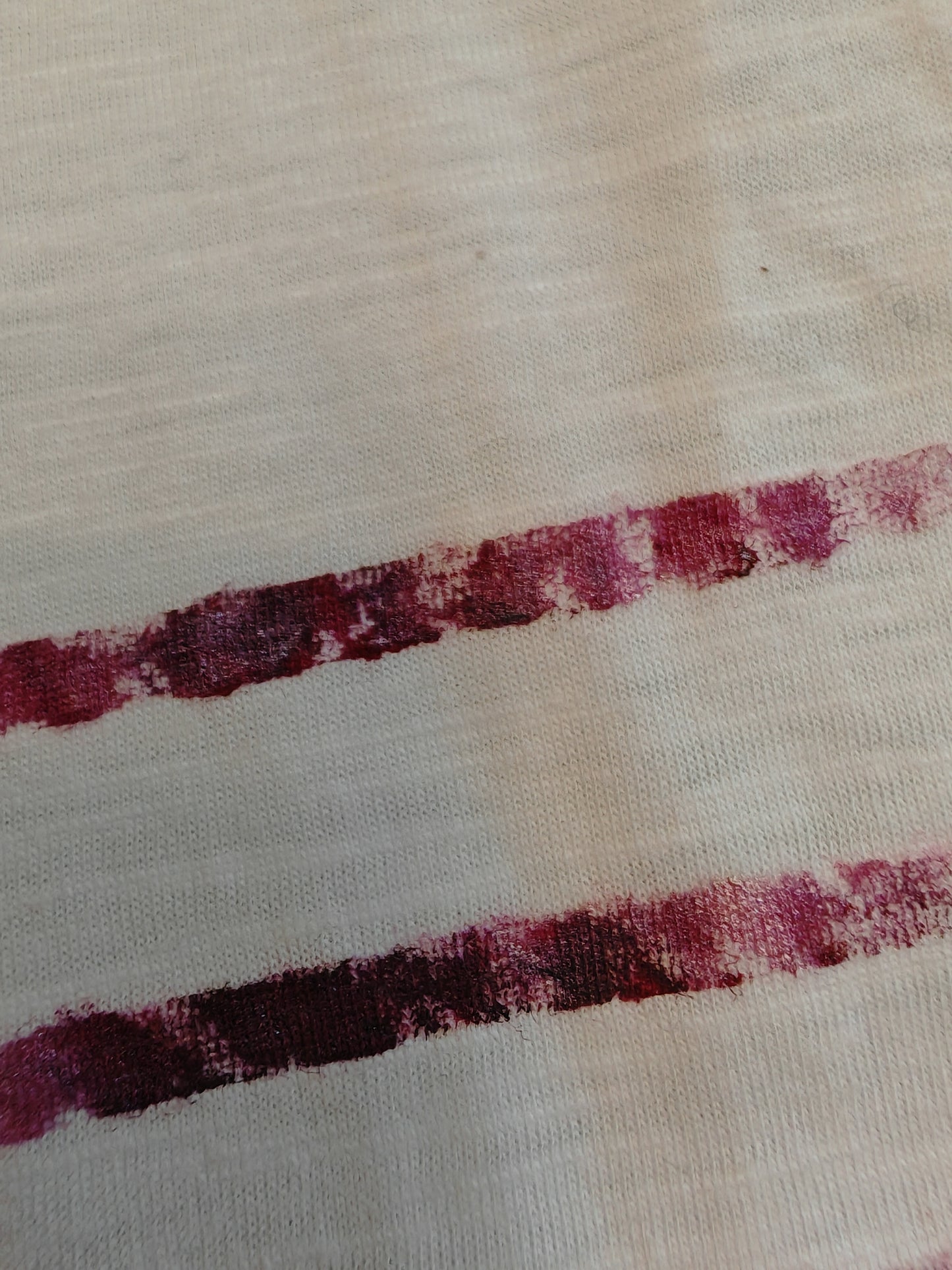 T-shirt dipinta a mano