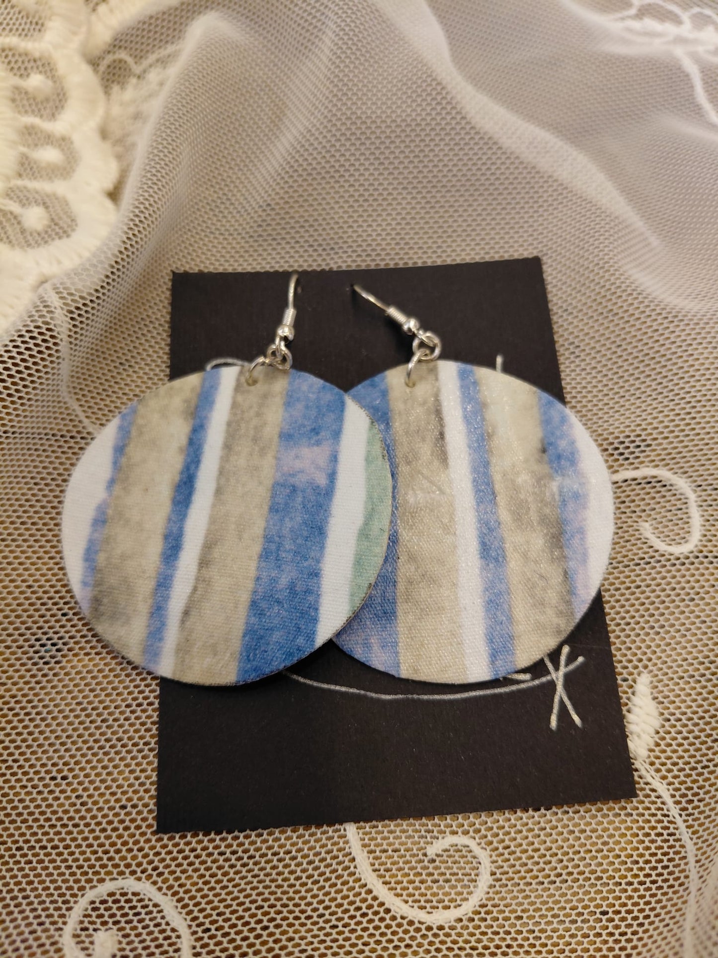 Orecchini in cartapesta